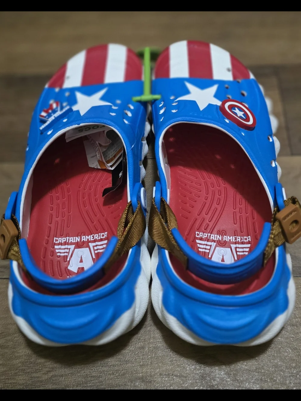 Crocs Kids' Captain America Echo Clogs in Blue/White/Red